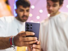 Samsung aborda la protección de datos en movilidad e introduce la tecnología Privacy Display en el Galaxy S26